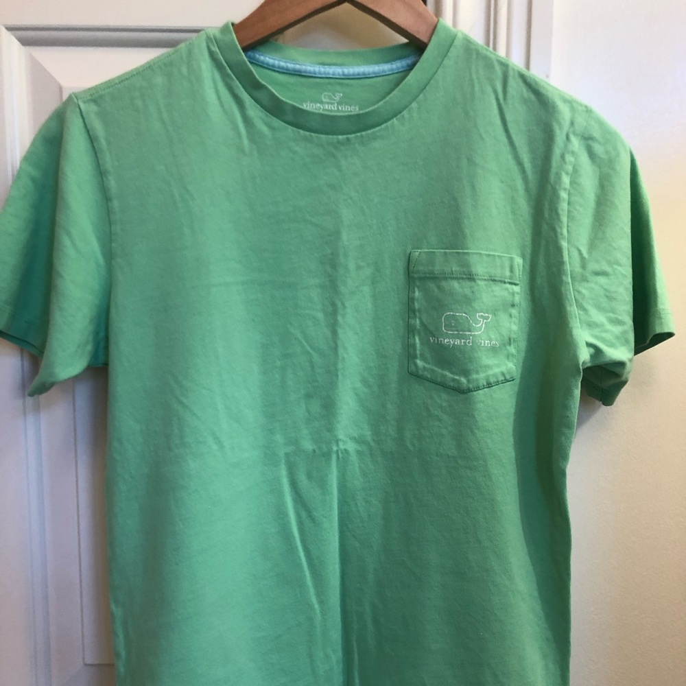 Unisex Vineyard Vines kids t-shirt